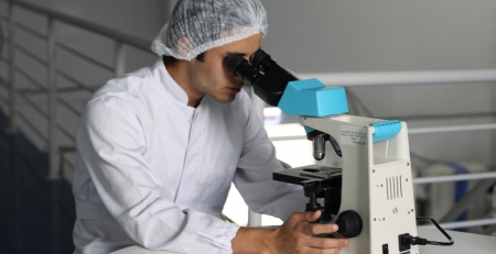 Jovens médicos distinguidos por investigação em Cardiologia de intervenção