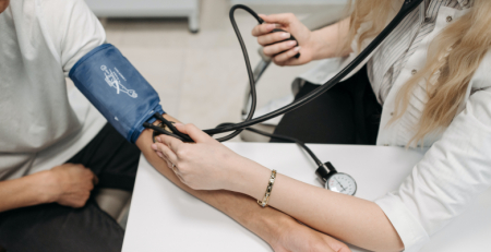 Sistema de desnervação renal demonstra redução significativa da pressão arterial ao longo de três anos