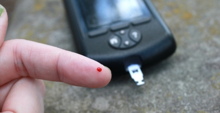 Pessoas com diabetes tipo 2 têm um risco de mais de 21% de desenvolver DCV