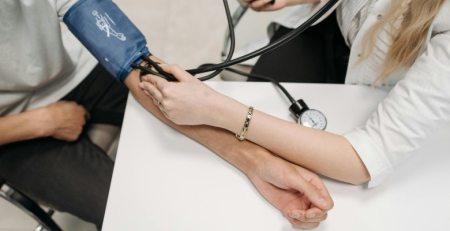 Estudo português prospetivo no controlo da hipertensão em CSP publicado na Blood Presure